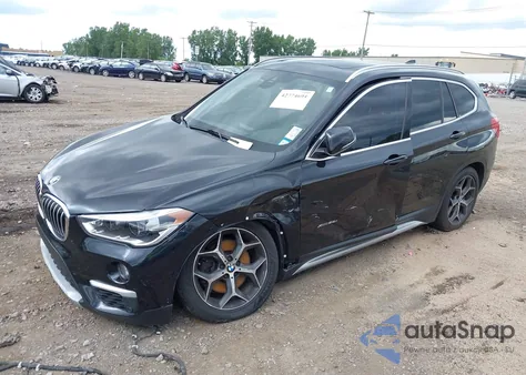 2017 BMW X1 xDrive28I z USA, uszkodzony, nr VIN WBXHT3C37H5F69935